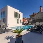 Villa Amazing View