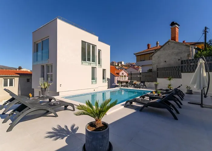 Villa Amazing View