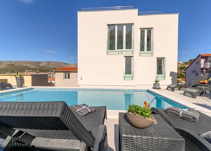 Villa Amazing View